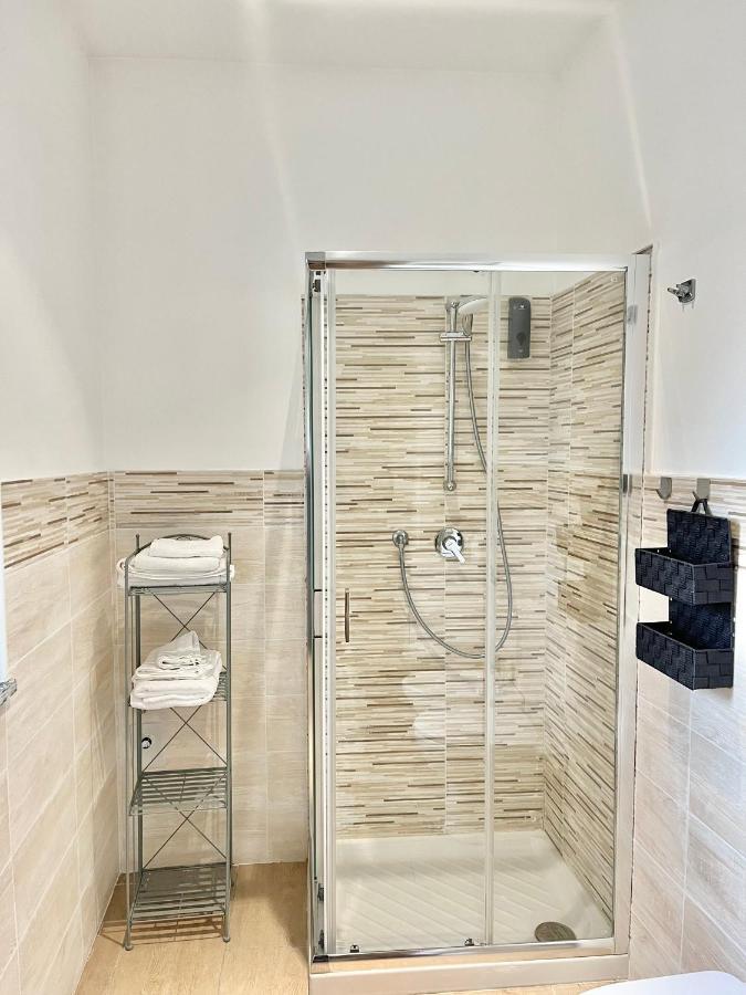 Palazzo Proietti Bilocale 5 *